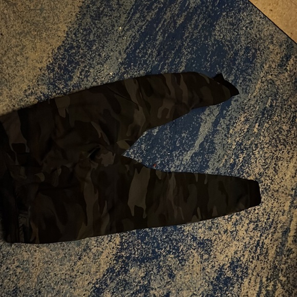 Hollister camouflage sweatpants - Picture 4 of 4
